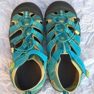 Keen hiking sandals womens size 7